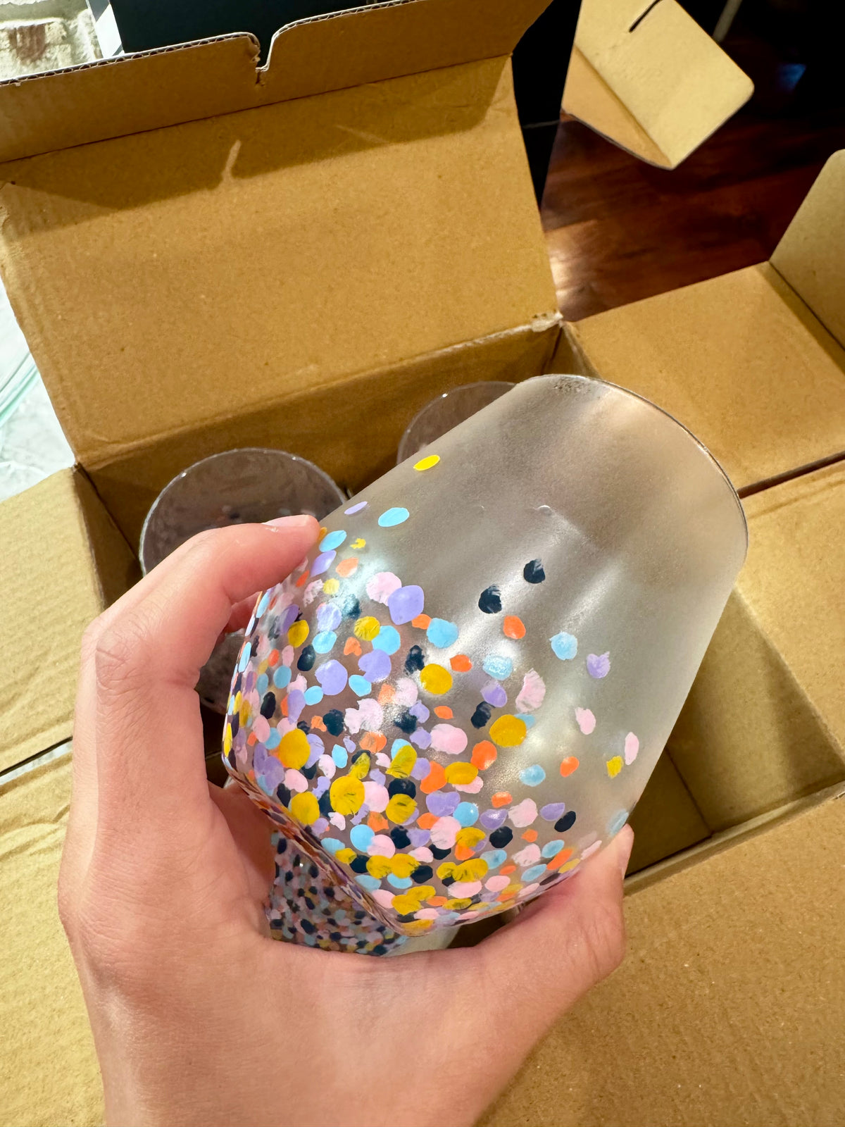 DISPLAY ONLY CONFETTI WINE GLASSES